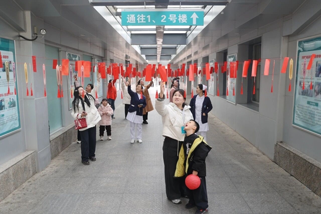同心闹元宵 情暖医患心&mdash;&mdash;驻马店市中心医院举办元宵节主题活动
