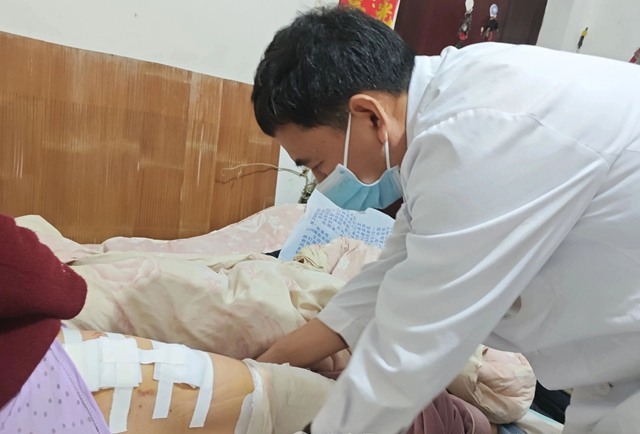 上门拆线解难题  延伸关爱暖人心 | 驻马店市第二中医院“豫健护理”上门服务彰显医者担当