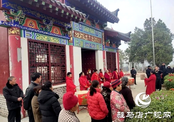 巨型福禄玉葫芦安奉平舆仙翁庙 旅澳乡贤襄盛举铸就非遗新地标