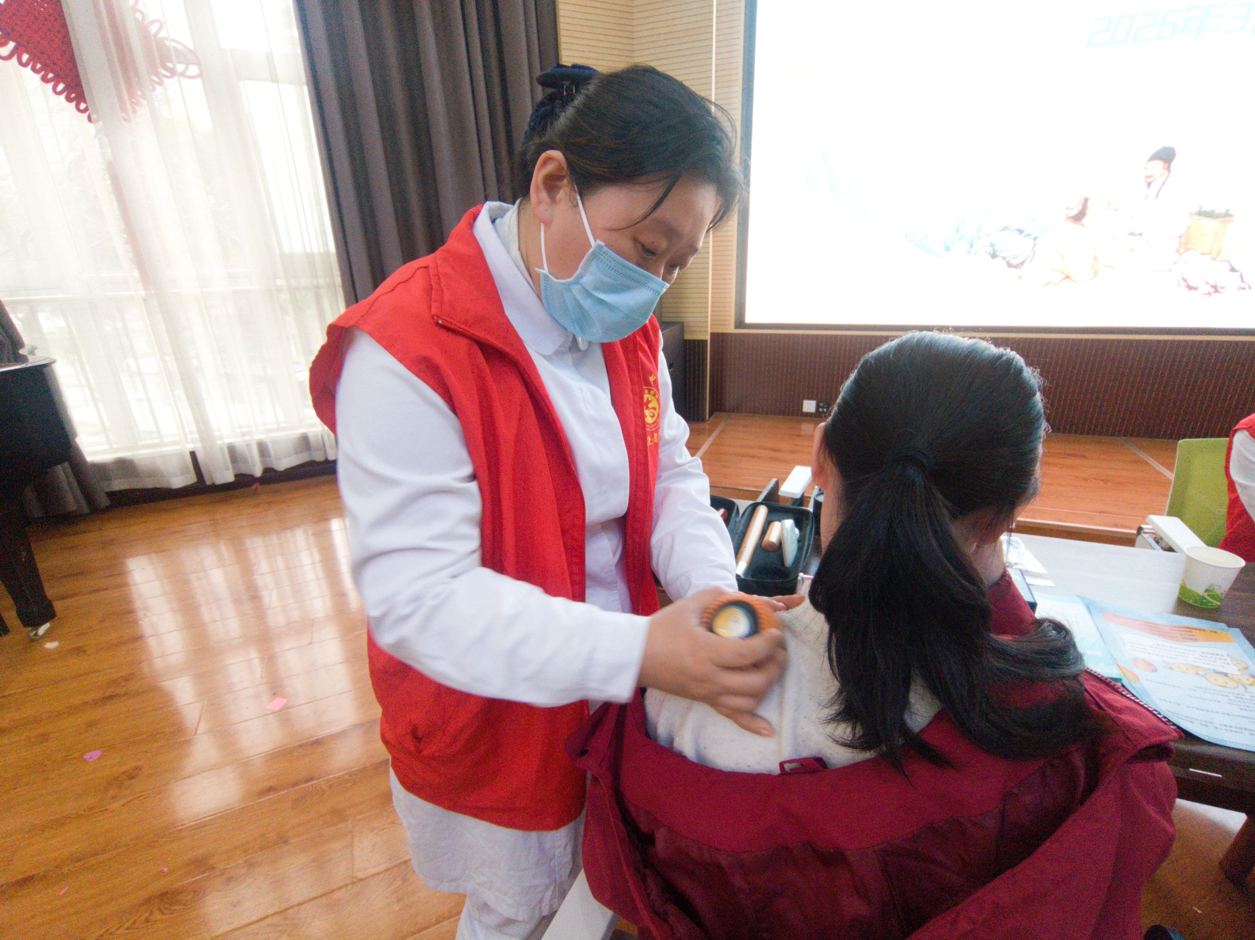 巾帼添芳华，中医护安康——驻马店市中医院健康科普活动走进市实验幼儿园