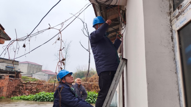 国网新蔡县供电公司：雷锋精神暖桑榆 电力护航守平安