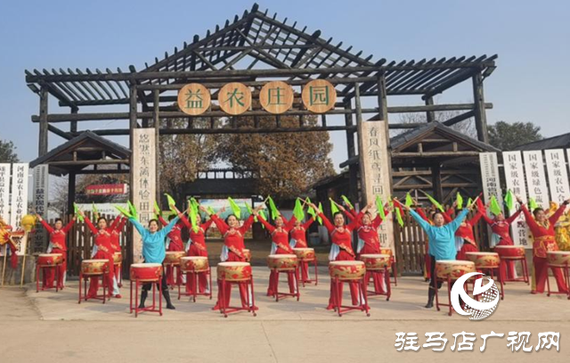 巾帼绽芳华 文艺暖人心