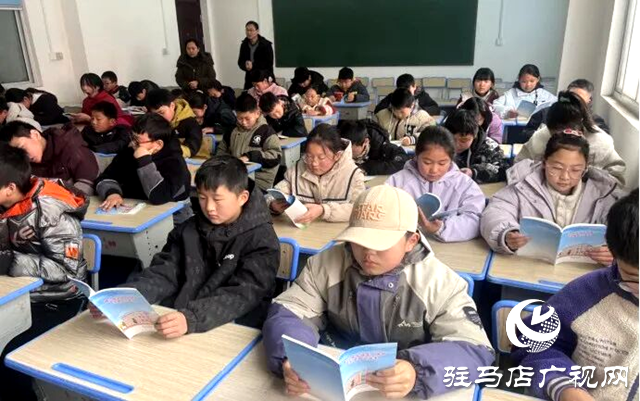 确山：上第一堂法治课