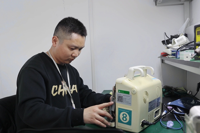 精于技 诚于心 守于岗 可靠的设备“守护神”——市中心医院医学装备部王浩博