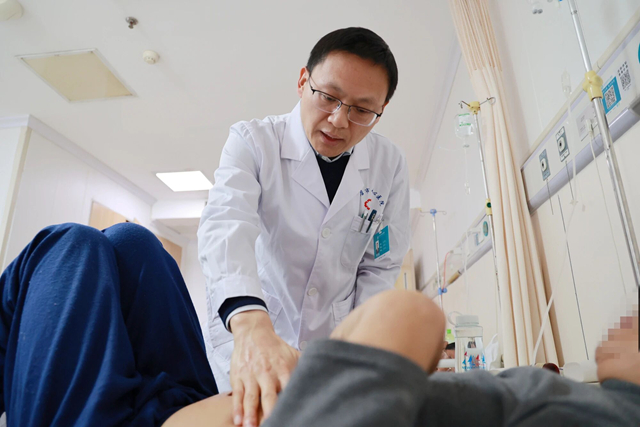 李大威：在消化道方寸之间，为生命点燃希望之光