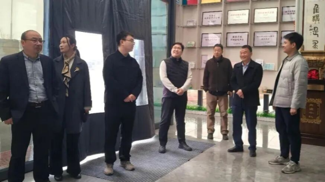 确山：博士专家团 把脉进企业