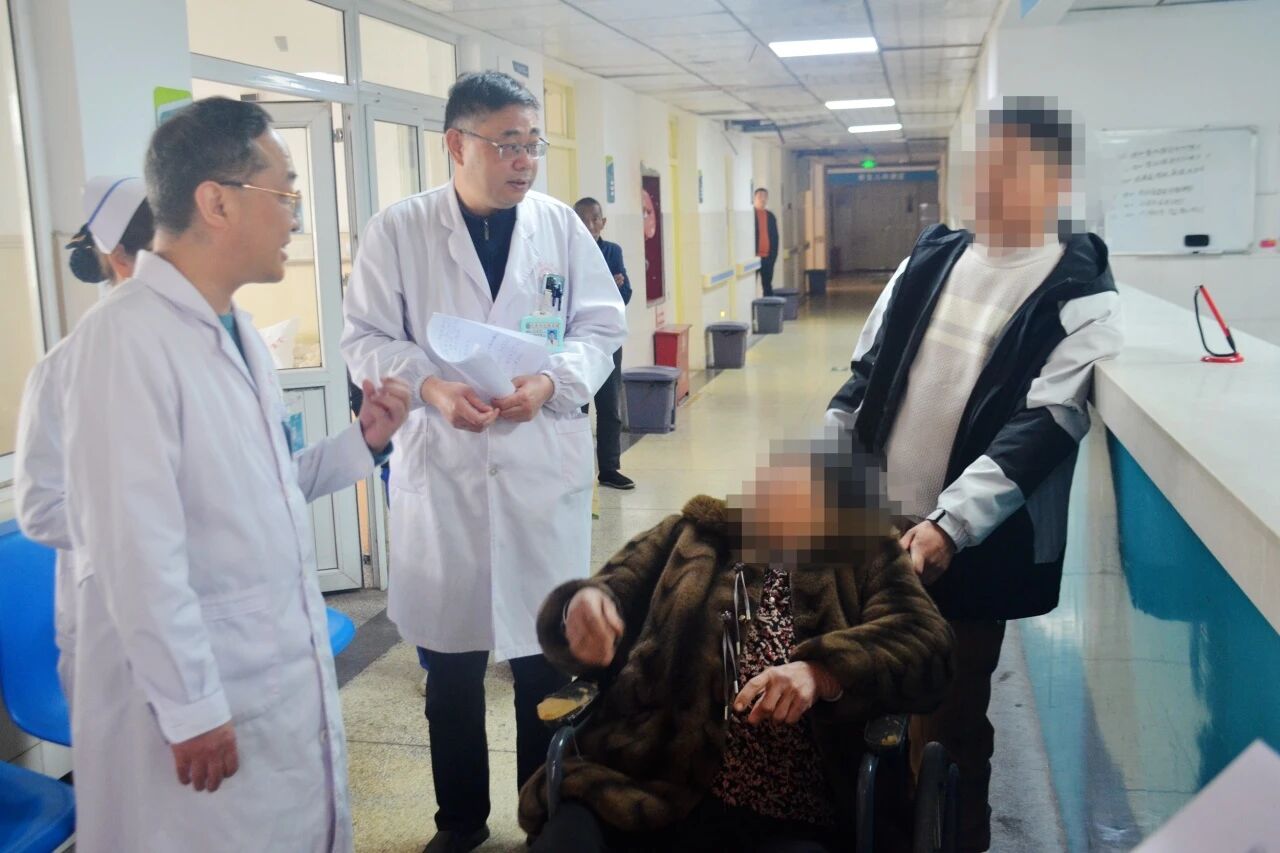 强基赋能,健康同行——市中心医院专家团走进上蔡县人民医院