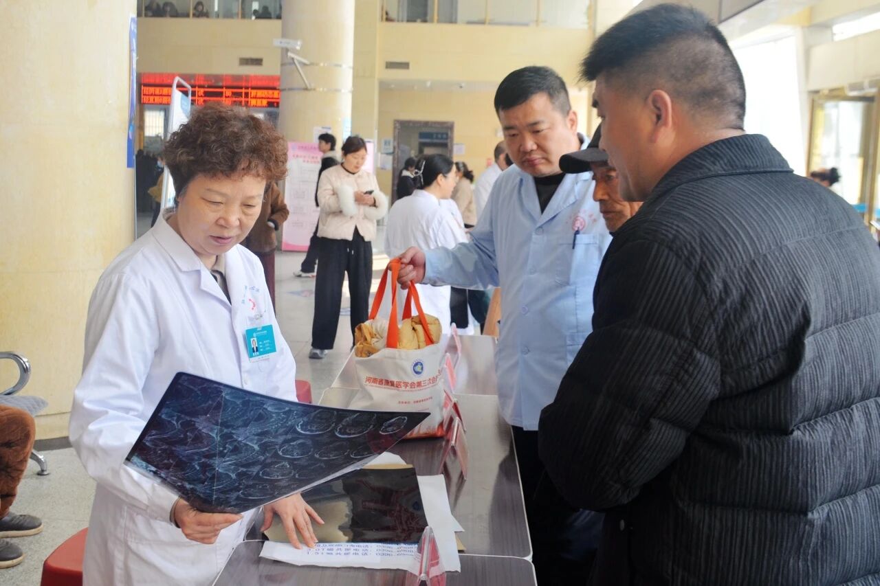 强基赋能,健康同行——市中心医院专家团走进上蔡县人民医院