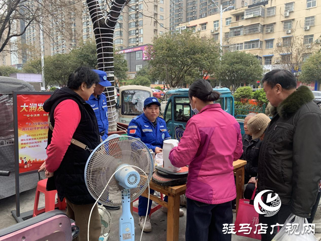 红十字驻马店天中救援队走进商超守护市民安全