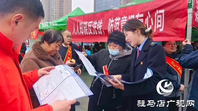  驻马店车务段借力“3·15”开展客运营销