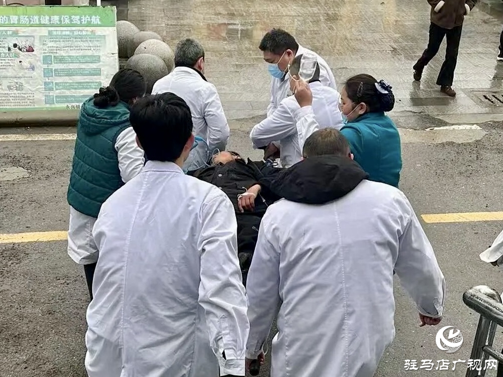 生死竞速!正阳县永兴镇卫生院街头急救&nbsp;跑赢&ldquo;心梗&rdquo;夺回生命