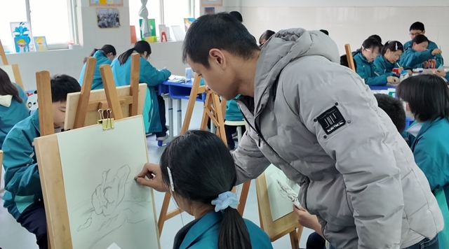 驻马店市第四中学：多彩社团助“双减” 五育并举促成长