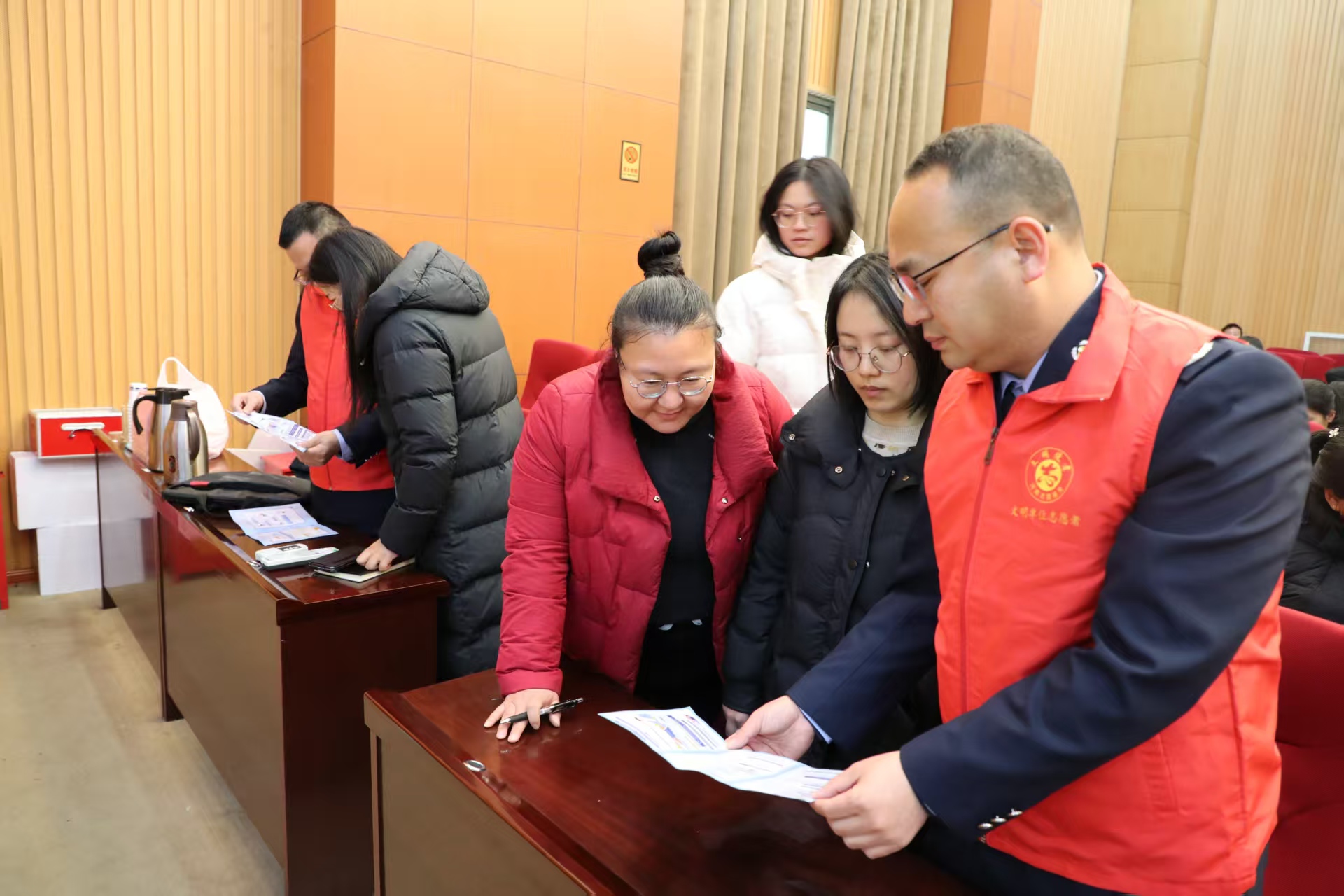 黄淮学院和驻马店市税务局联合开展涉税政策宣讲活动