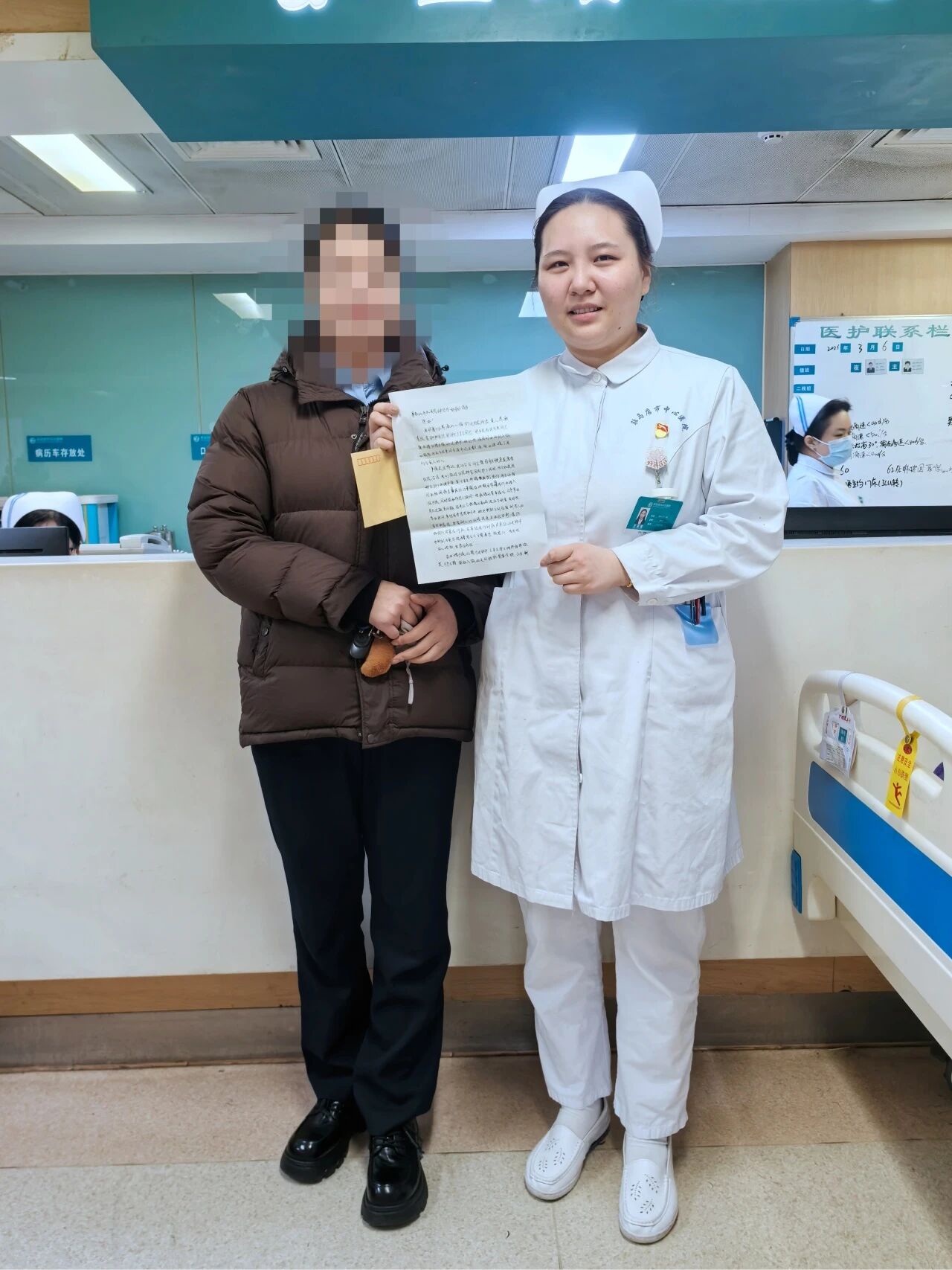 她的一句“别着急”  让患者在医院找到了家的感觉