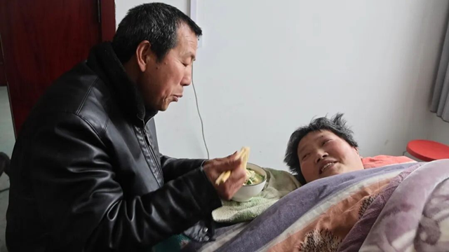 姜彬：十六载不离不弃 用爱书写相守情深