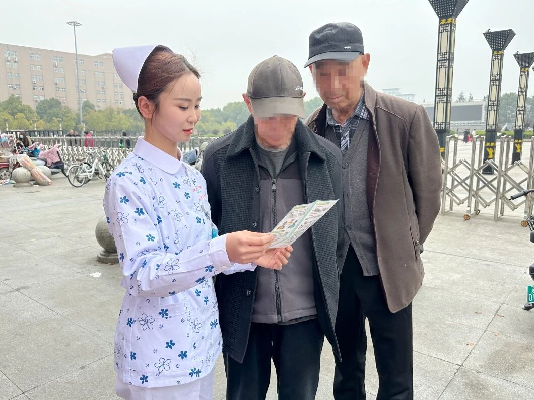 市中心医院举行“世界防治结核病日”义诊宣传活动