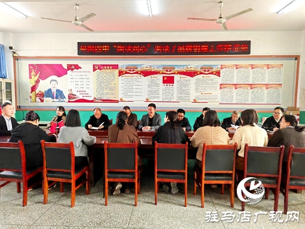 以书为炬点亮阡陌 书香浸润少年成长——平舆四中教师杨秀珍创新阅读推广纪实