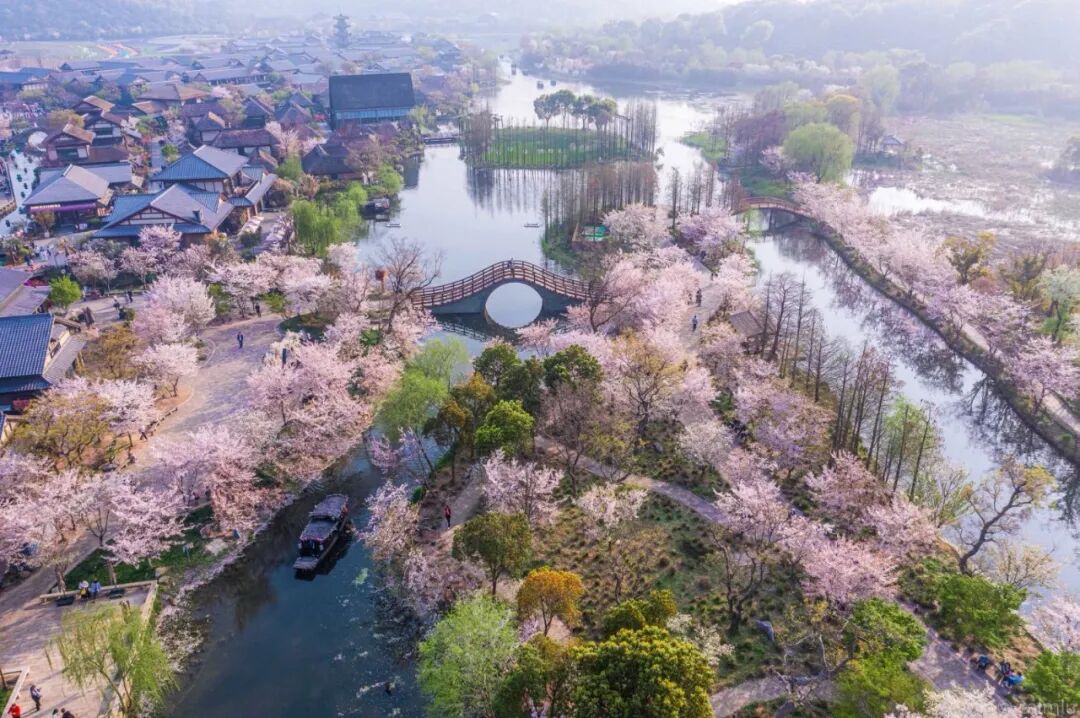 首次写入国家五年规划，旅游强国怎么建、建什么？