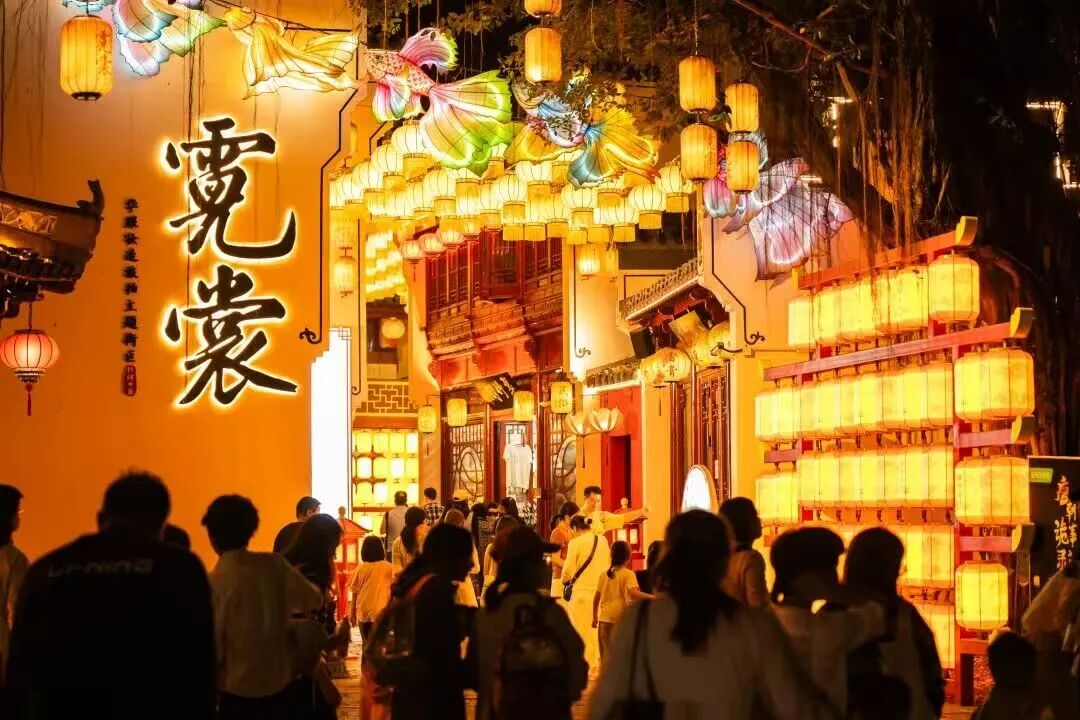 这家36岁的景区，靠什么圈粉Z世代？