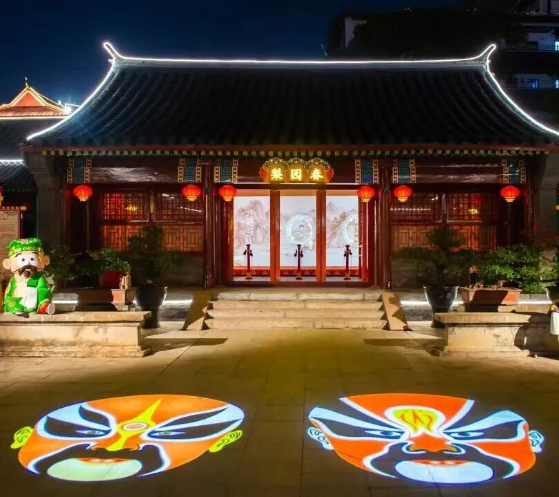 这家36岁的景区，靠什么圈粉Z世代？