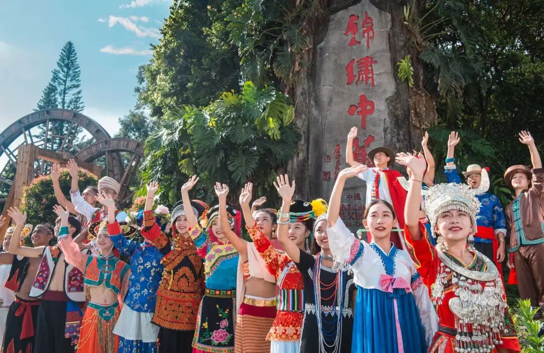 这家36岁的景区，靠什么圈粉Z世代？