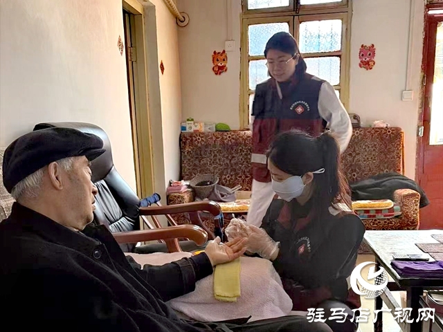 确山县盘龙街道社区卫生服务中心 扎实推进入户医疗护理服务