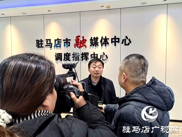三十余载扎根乡土 一腔赤诚践行初心——记河南好人、平舆县土店村党支部书记李新立