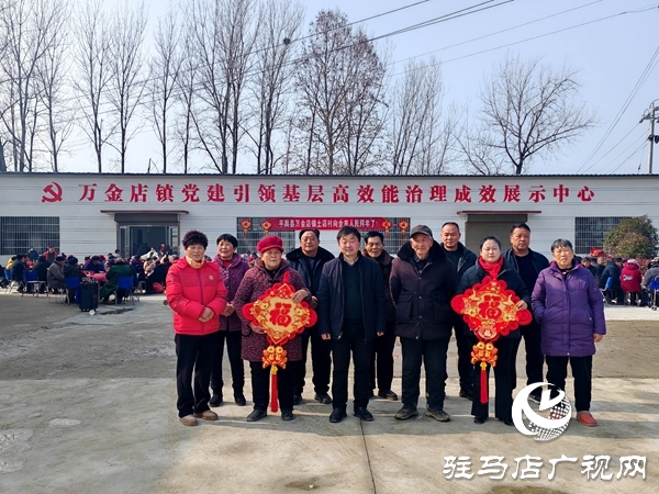 三十余载扎根乡土 一腔赤诚践行初心——记河南好人、平舆县土店村党支部书记李新立